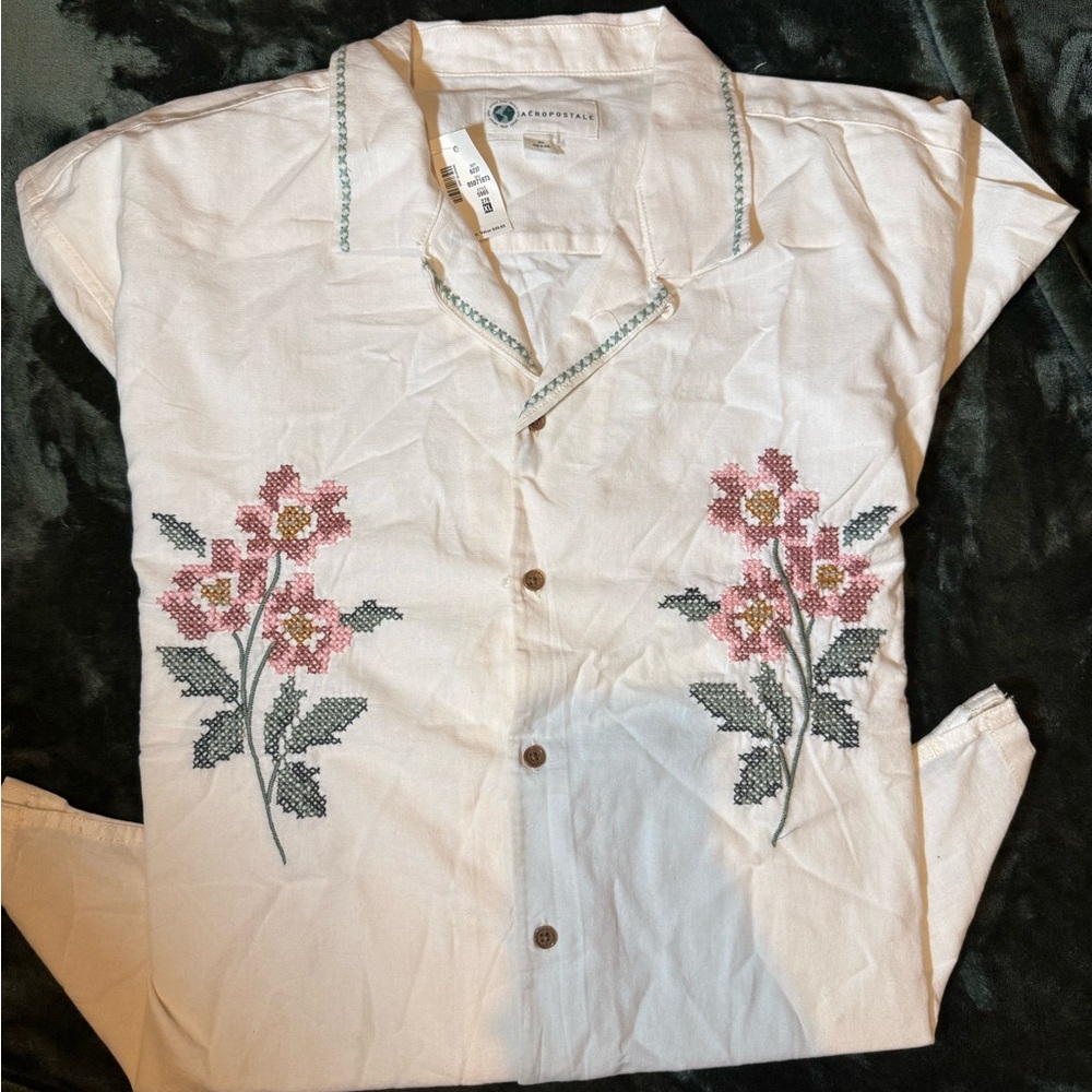 Aeropostale White Floral Embroidered Men's Shirt